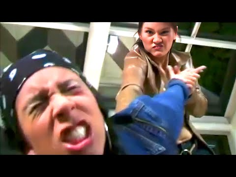 Ana Rios vs. Chiba [Señorita Justice]