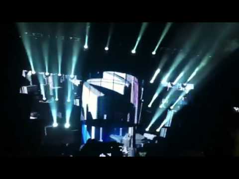 Avicii opening London O2 4/6/12