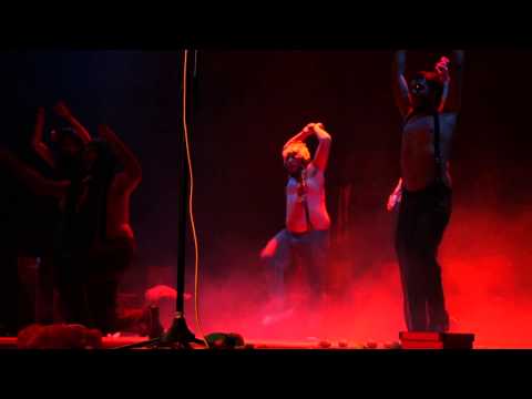 Viúva, Porém Honesta - 9 anos Grupo Magiluth - 15/09/13