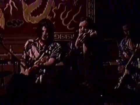 “She’s Dangerous“ — The Red Devils at King King 1992