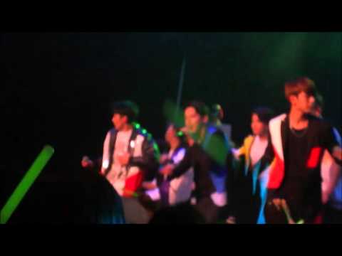 [Fancam] B.A.P LOE 2016 Toronto - Badman + Dancing in the Rain + Bangx2