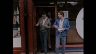 ALFRESCO - Wally - Hugh Laurie, Ben Elton, Stephen Fry
