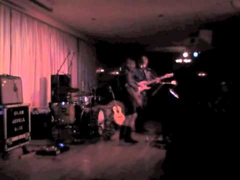 Sarah Levecque (Just Ain't Workin' at The Bull Run)