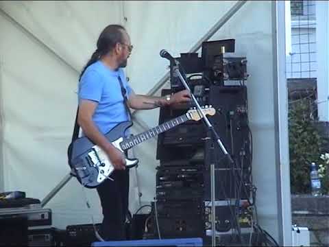 VIDEO "ANOTHER BRICK IN THE WALL" thumbnail