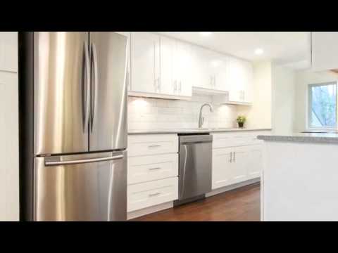1887 Lilac Drive Surrey BC - Real Estate Virtual Tour - Bettina Reid
