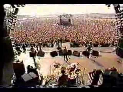 Weezer - Undone (Live) - Track 1
