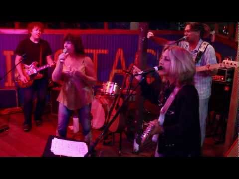 Leeann Atherton and Band at Maria's: 