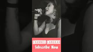 Download lagu Viral Story WA 30 Detik, Wanita Cantik Cover Lagu Tanya Hati Enak Banget Dengernya #shorts mp3