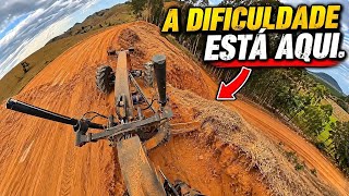 A dificuldade de pular para estrada de baixo. #patrola #motoniveladora #patrolamento 