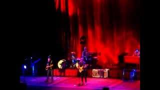 Sobra la luz - Fito &amp; Fitipaldis (Festival de la guitarra 2013, Córdoba)