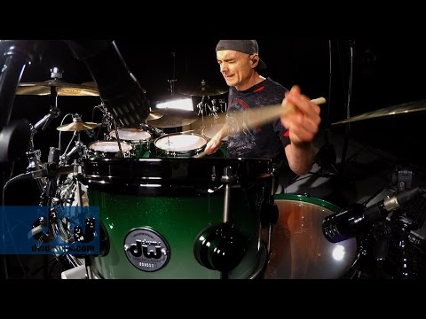 Terry Bozzio un des meilleurs batteurs du monde débarque en ville.