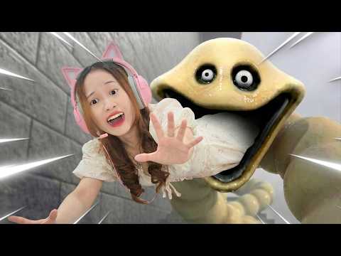 Dimakan Cacing Raksasa Roblox?!