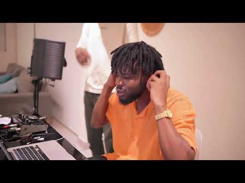 Captain Blu - We no Run  (Official Visualizer)