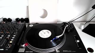 Those Two Girls - Wanna Make You Go...Uuh! (Da Dubba Mix)
