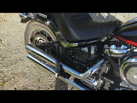 Vance & Hines Eliminator 300 with quiet baffle Hd Fxlr