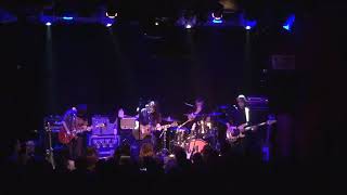 THE BREEDERS - &quot;Hag&quot; 11/11/17