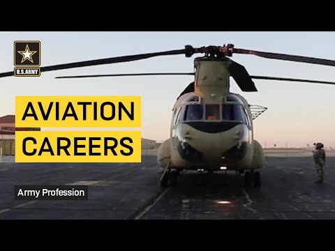 Army Reserve Soldiers Discuss Aviation Careers