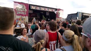 Breathe Carolina - I Dont Know What Im Doing LIVE