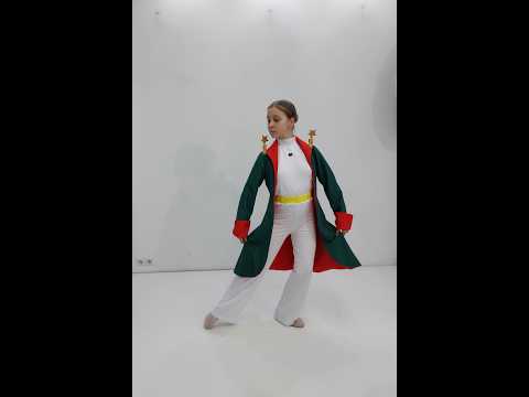 Ballet costume for Parents roles at the Christmas party Nutcracker P 3201 - video 2