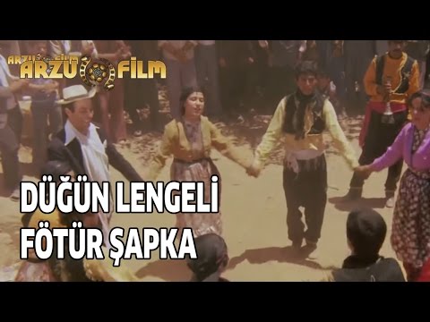Kibar Feyzo - Düğün Lengeli Fötür Şapka