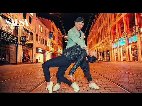 Charlie Cruz - Ven devórame otra vez | Salsa Dance | Daniel Rosas & Jasmin Benfreha