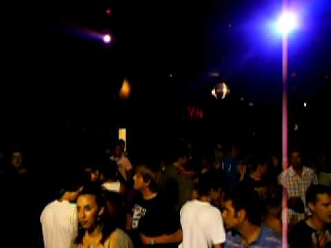 Mikel_e closing 8 Aniversario revolution minitech club