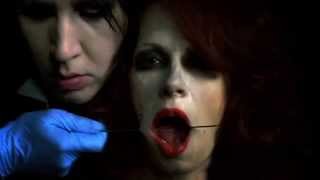 Marilyn Manson - Born Villain(Sin censura)