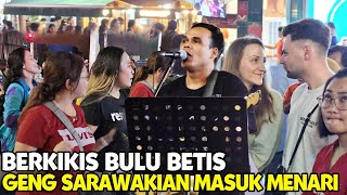 Download lagu Orang Sarawak Terus Masuk Menari Poco Poco Bila Dengar Bob Main Lagu Berkikis Bulu Betis' mp3