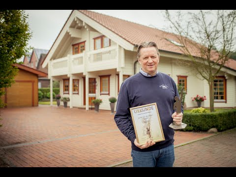 25 Blockhaus-Erfahrung mit baulicher Innovationskraft - 2018 ausgezeichnet mit dem Großen Preis des Mittelstands. Sehen Sie hier, was Nordic-Haus ausmacht.