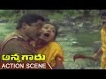 Villains Killing Sarath Kumar His Wife Action Scene Annagaru Movie Sarath Kumar Radhika