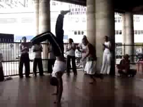 Capoeira no Mercado Modelo