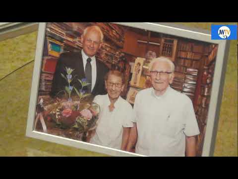 Eigenaar boekhandel Het Centrum (92) gaat gewoon door