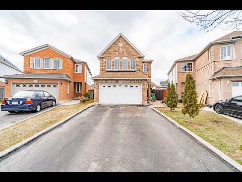 Home for sale at 136 Bunchberry Way, Brampton, ON L6R 2C3
