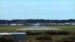 preview picture of video 'Southern Wings Aviation Piper ZK MIE landing'