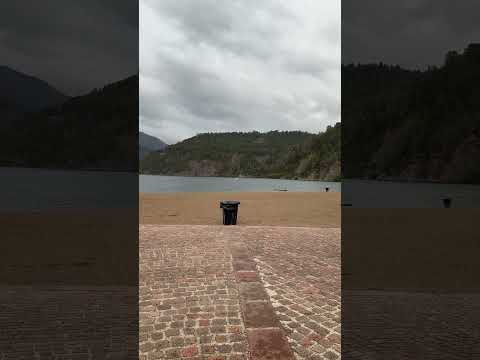 Costanera del lago Lácar en San Martín de los Andes, provincia del Neuquén. #Patagonia ☺️
