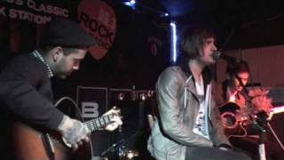 Kids In Glass Houses - Matters At All - acoustic &amp; live