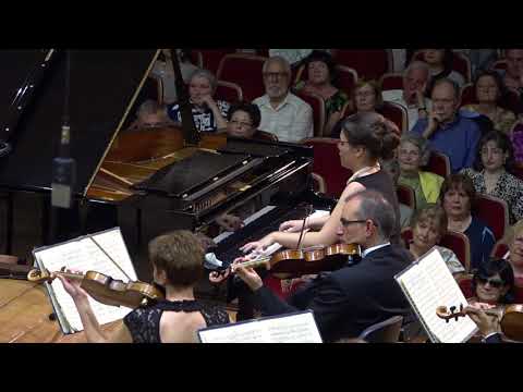 Ana Antonia Tudose (17 years old) - Piano Concerto in E minor, op.11 (Fr. Chopin) - fragment