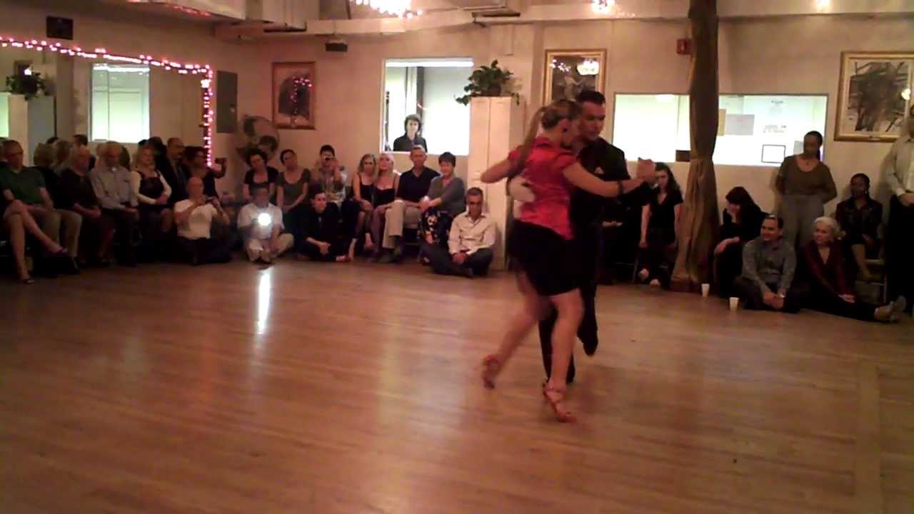 Argentine tango: Gabriel Misse & Analia Centurion - Como Se Muere De Amor