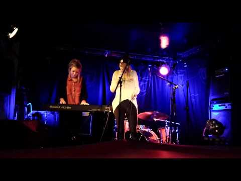 Charli Rouse / Original - Long Time Coming / Live at The Troubadour, London.