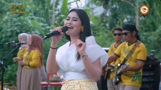 Download lagu PENGABDIAN SEORANG WANITA - ANIZTA VEGA (MARDATILA GROUP) mp3