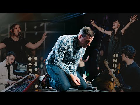 Vlad Savchuk and HungryGen Worship