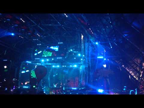 Steve Aoki - Back To Earth - EDC LV 2014
