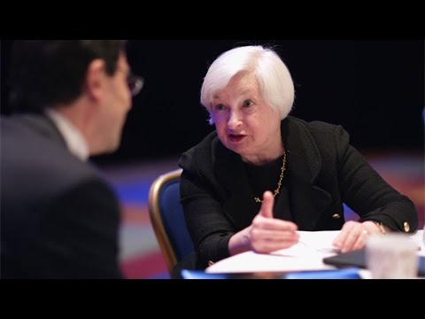 スティーブ・ラットナーFRBがすぐに利上げをすべきではない理由はここにある (Steve Rattner: Here's Why the Fed Shouldn't Raise Rates Anytime Soon)