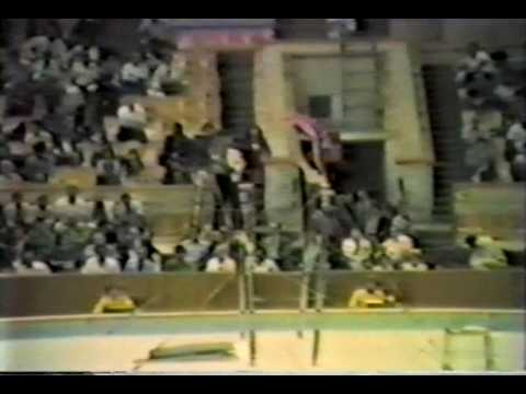1st T URS Elena Naimushina UB - 1980 Olympic Games 9.750.avi