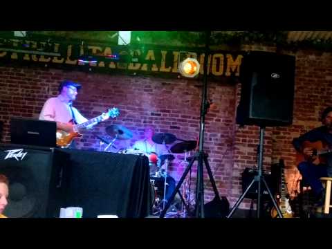 download lagu mp3 mp4 Working Class Band, download lagu Working Class Band gratis, unduh video klip Working Class Band