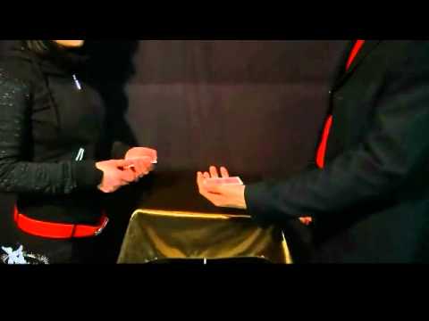 Let's Swap a Card by Vincenzo Di Fatta - Tricks at Penguin Magic