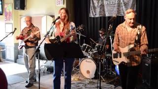 It Wasn't God Who Made Honky Tonk Angels - Kitty Wells