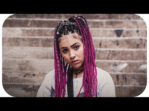 MC Lynne - A Voz da Favela (Street Vídeo)