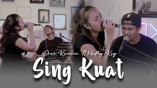 Download lagu Dini Kurnia Feat. Mufly Key - Sing Kuat mp3