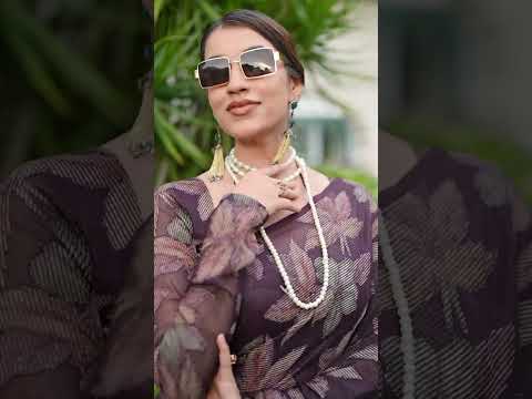 Wine Floral Lurex Brasso Saree with Unstitched Blouse – Elegant Viscose Brasso Work